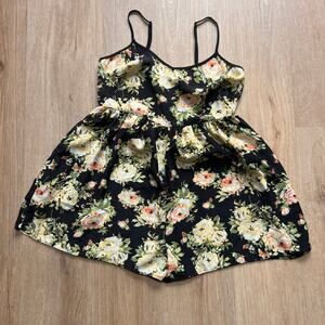 Kimchi Blue Coco Loco Playsuit in Black Floral Size Small